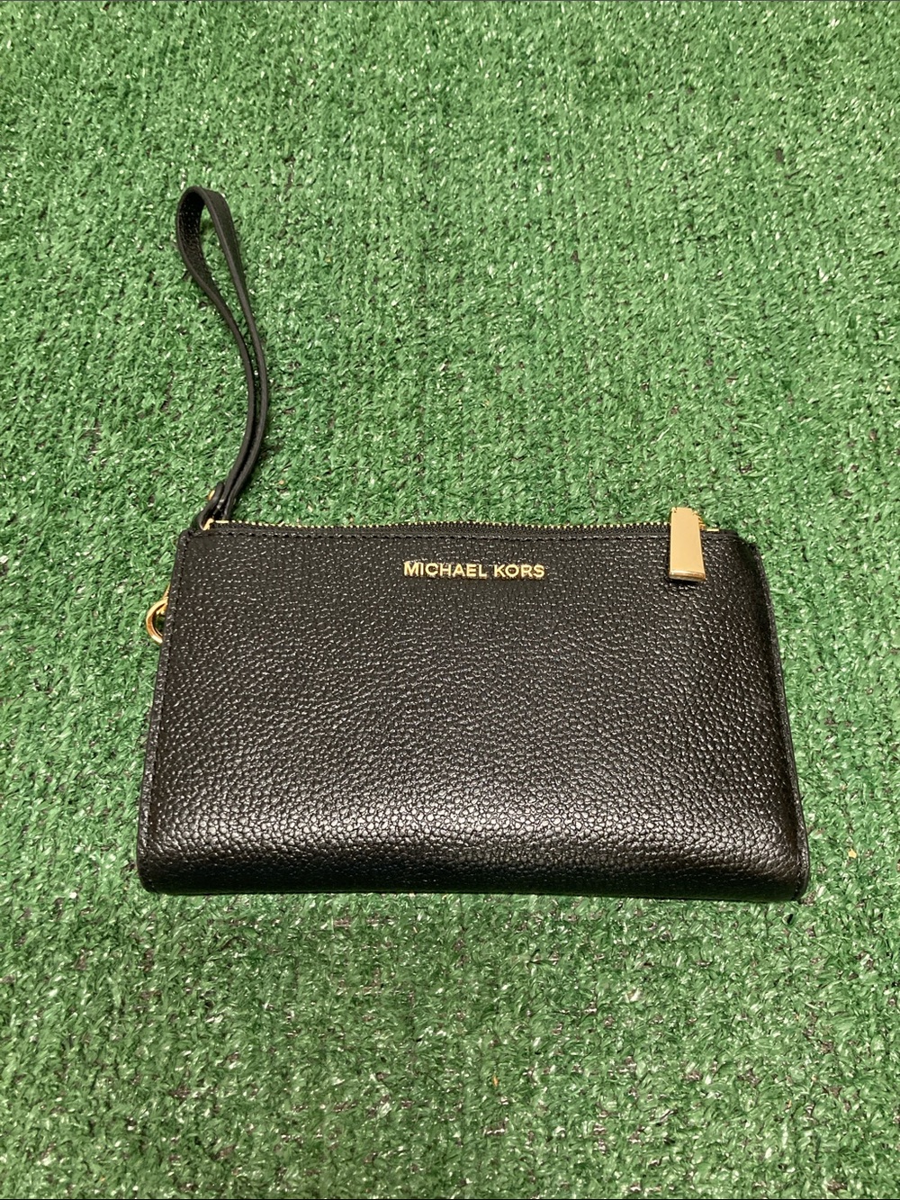 Michael Kors Black Leather Zip Wallet with Gold Hardware (OKPM-09-39)